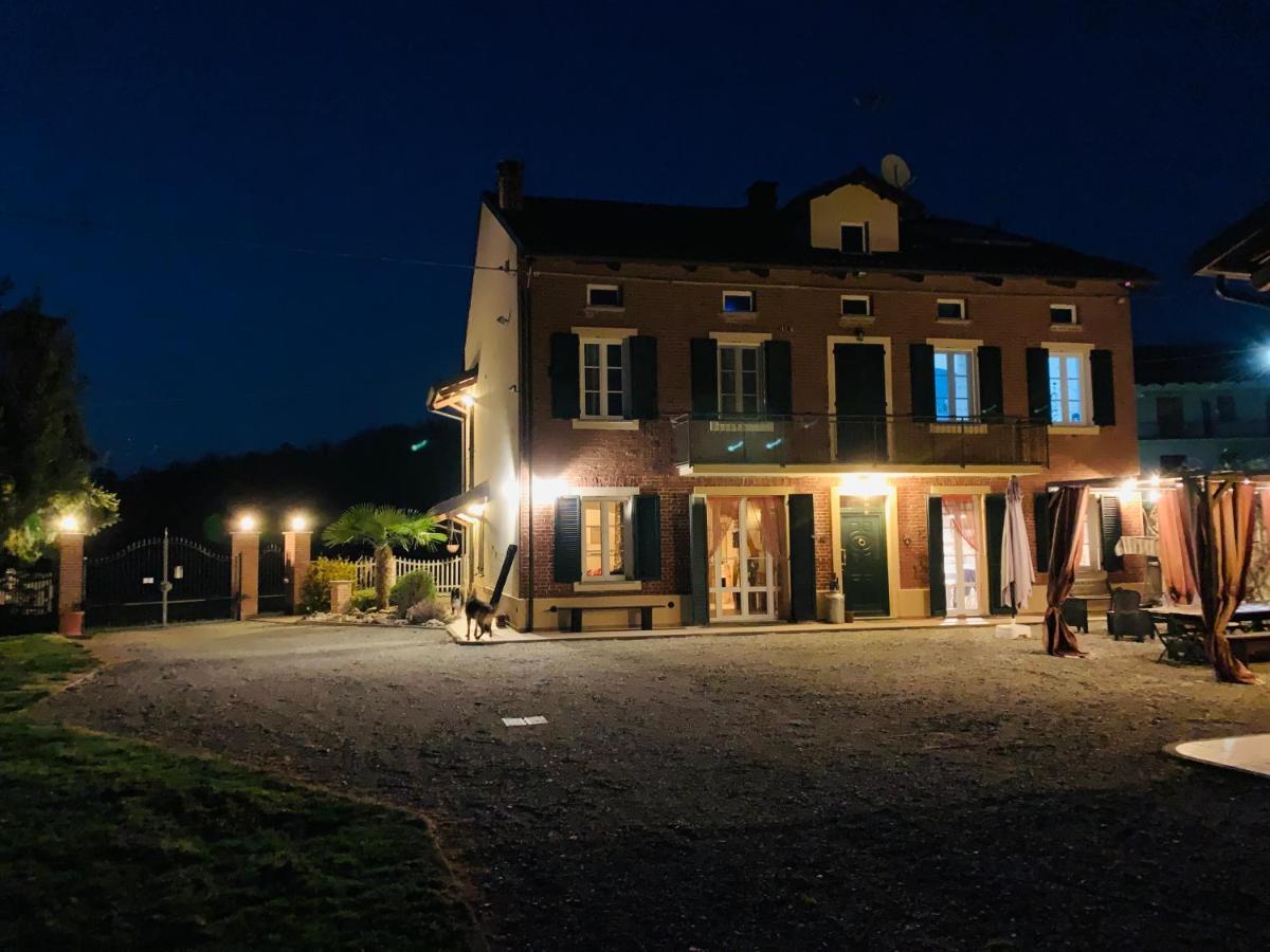 B&B Cascina Martinetta Cantarana Buitenkant foto