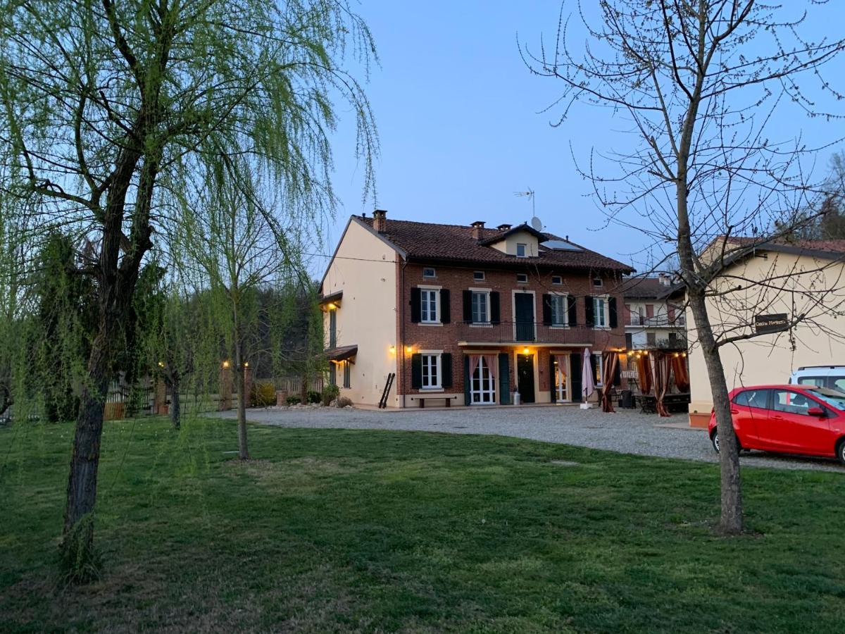 B&B Cascina Martinetta Cantarana Buitenkant foto